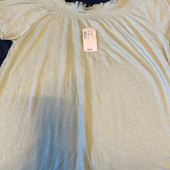 Two stretchy neckline kismet shirts - Picture 2 of 2